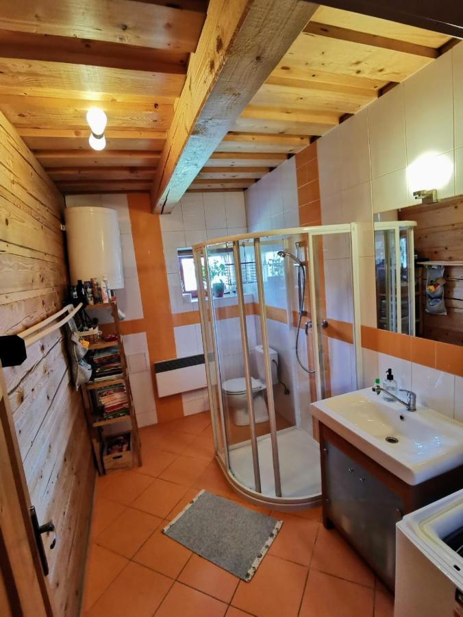 شقة Drevenica Zapadne Tatry S Kupacou Kadou A Krbom Žiar المظهر الخارجي الصورة